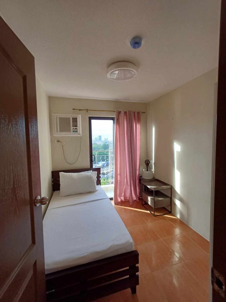 On Call Condo Cleaner